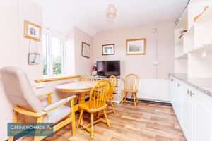 Farm - Breakfast Room- click for photo gallery